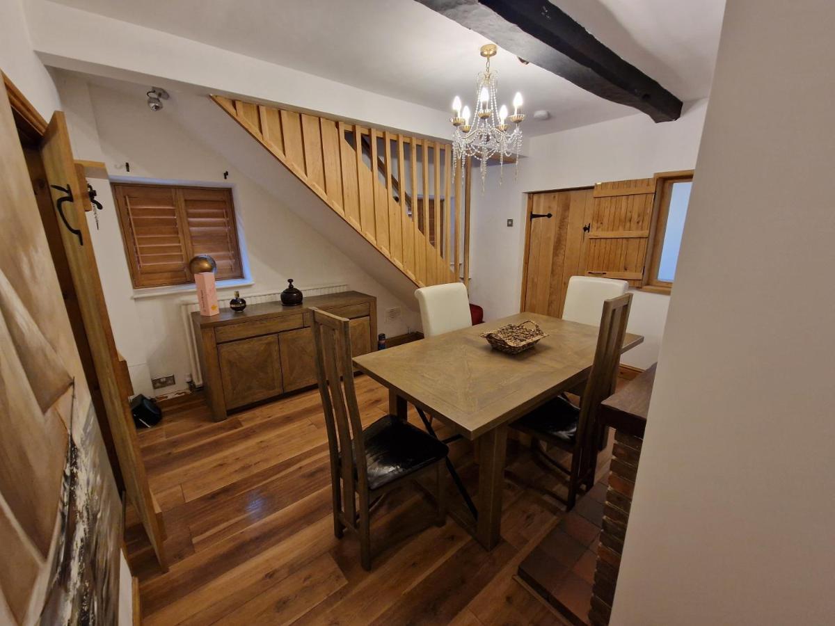 Lennon Cottage Хейл Екстериор снимка